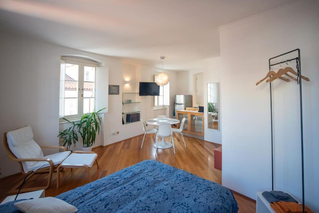 Torretta10 - Studio Apartment 的里雅斯特 外观 照片